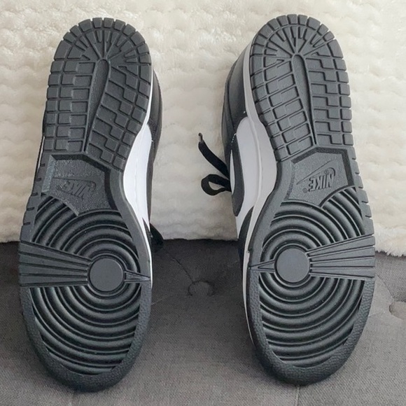 Nike Dunk Low Retro NIB - Picture 12 of 15